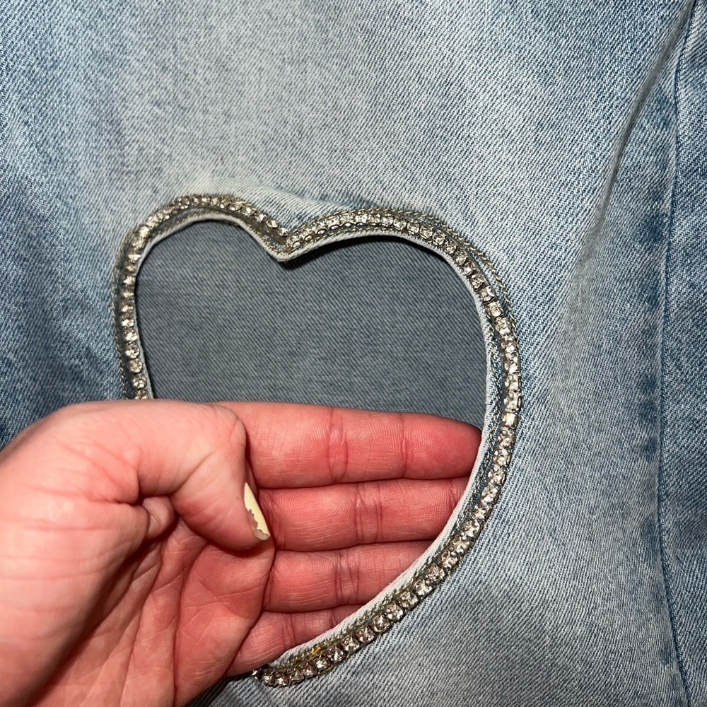 Heart Cut Out Jeans - Picture 3 of 6